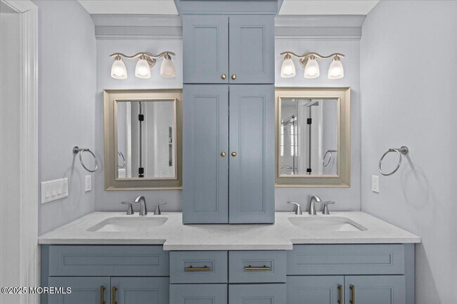 Building Photo - 1613 Ocean Ave