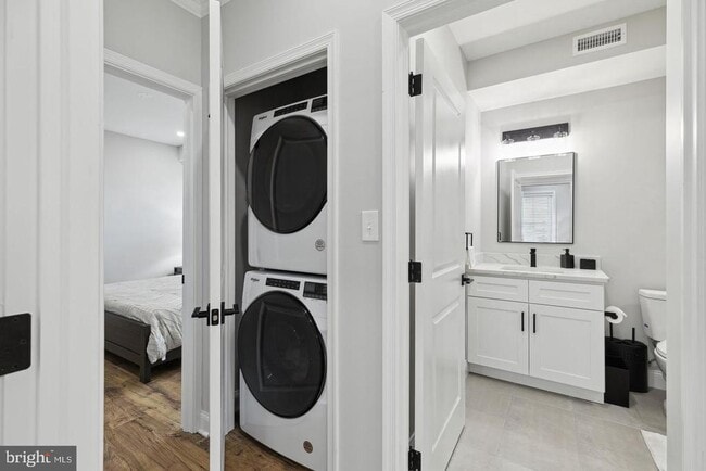 Building Photo - 36 Evergreen Ln