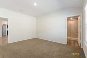 Building Photo - 609 Eaton Dr