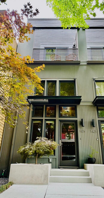Building Photo - 1415 NE 17th Ave