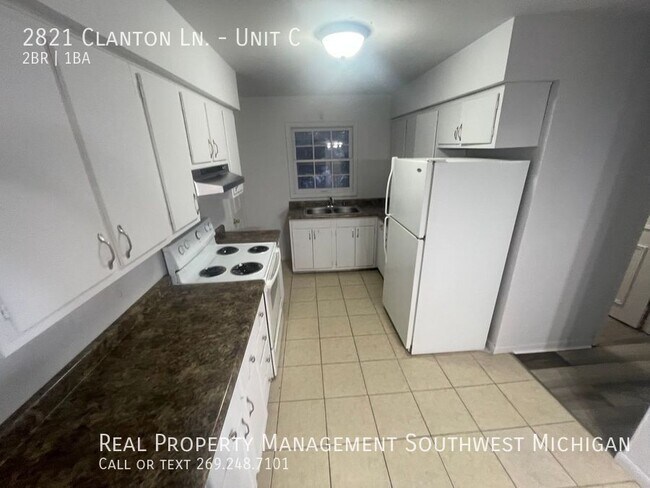 Building Photo - 2821 Clanton Ln