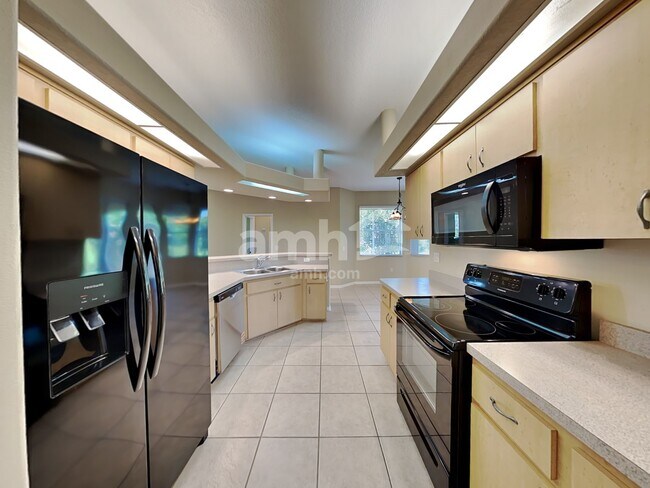 Building Photo - 8452 Fenholloway Ct