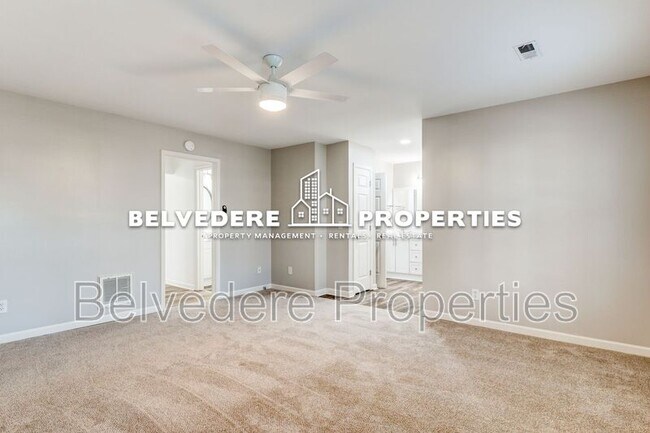 Building Photo - 19-A Park Village Ln