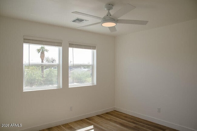 Building Photo - 2006 W Madison St