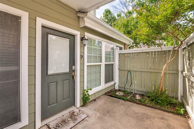 Building Photo - 6220 Bentwood Trail