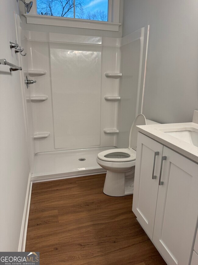 Building Photo - 101 Longpoint Dr