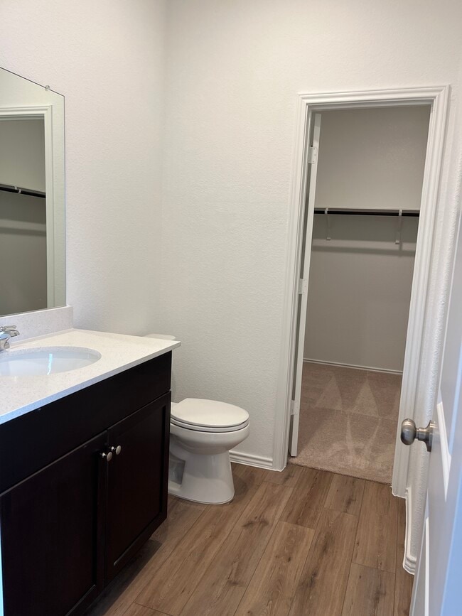 Building Photo - 132 Dollars Dr