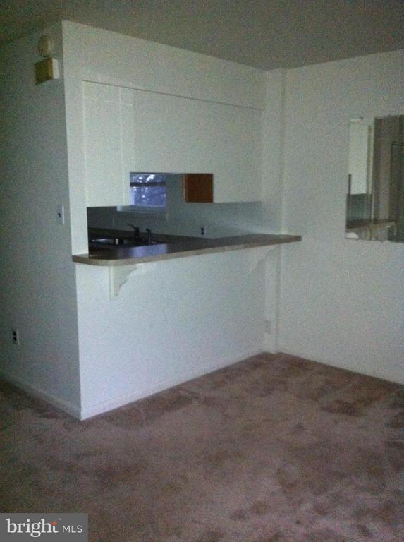 Building Photo - 1114 Easton Rd