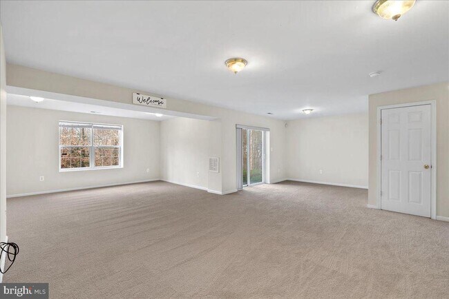 Building Photo - 14578 General Washington Dr