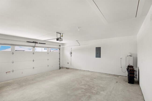 Building Photo - 235 John House Ln