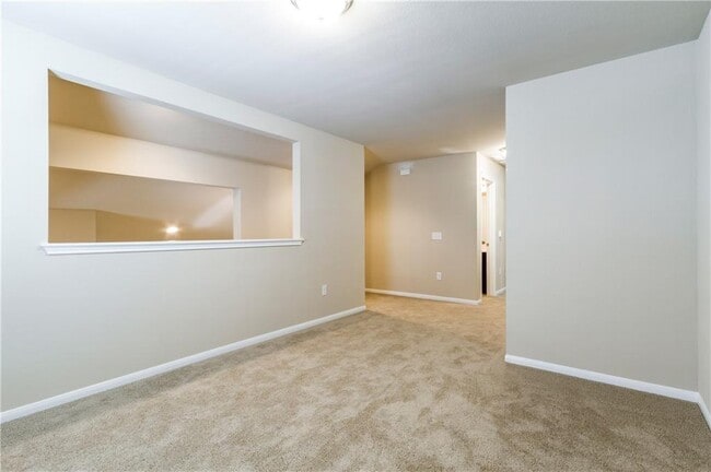Building Photo - 6521 Ranchito Dr