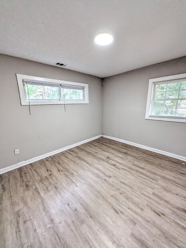Building Photo - 2924 Springside Pl SE