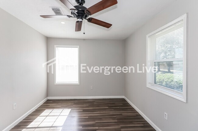 Building Photo - 2147 Frey Rd