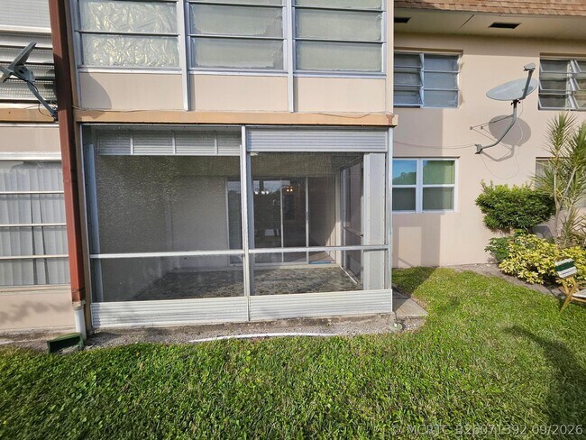 Building Photo - 2900 NW 46th Ave