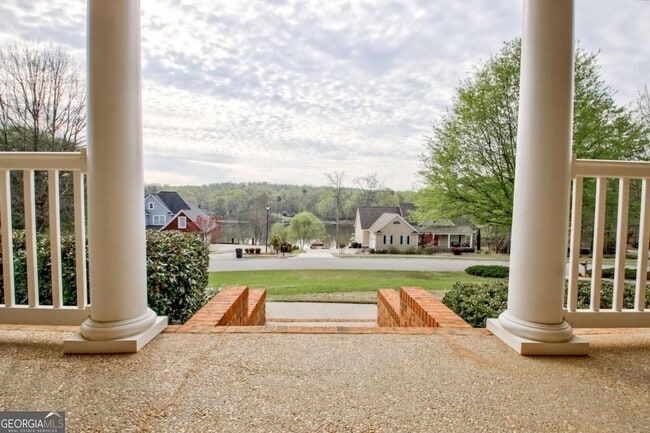 Building Photo - 50 Peninsula Cir