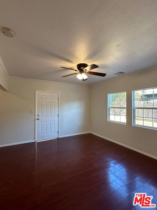 Building Photo - 10429 Oro Vista Ave
