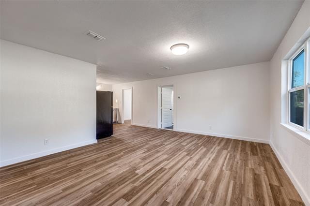 Building Photo - 300 Water St