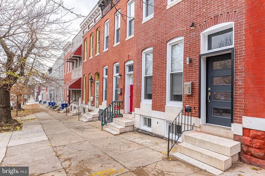 Building Photo - 1630 N Bond St
