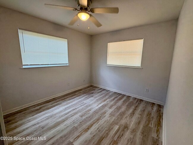 Building Photo - 620 Key Largo Dr S