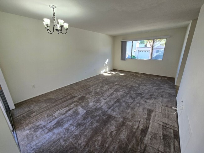 Building Photo - 3 bedroom, 2 bath home in the Balboa Towers Complex