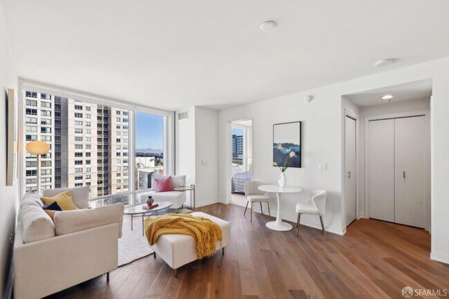 Building Photo - 401 Harrison St