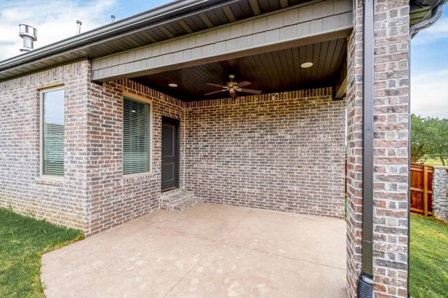 Building Photo - Stunning Home for Rent in Coler Creek!
