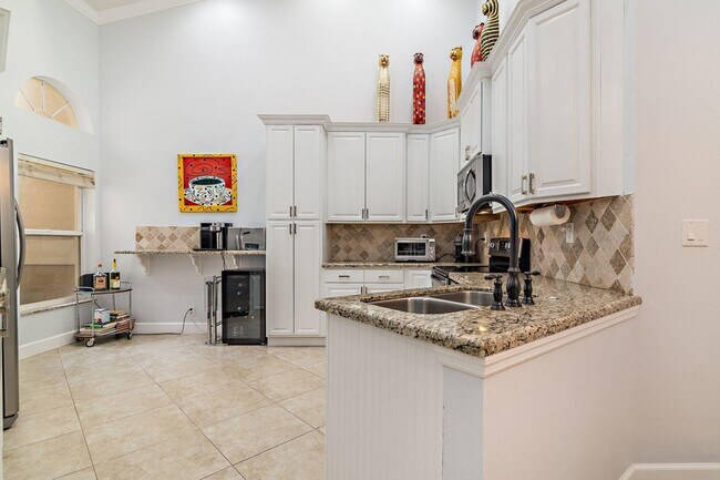 Building Photo - 2102 Mahogany Pl