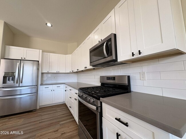 Building Photo - 13031 W Stella Ct