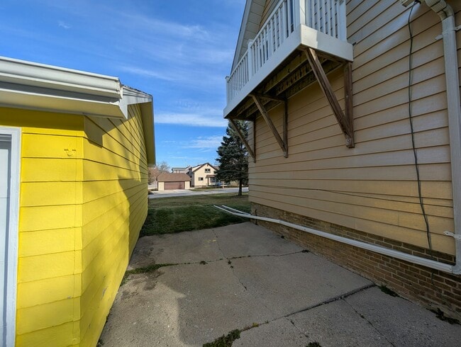 Building Photo - N3130 WI-32