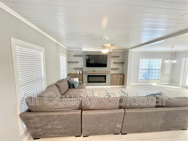 Building Photo - 4254 Flamingo Blvd