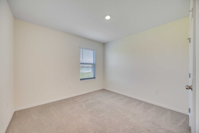 Building Photo - 17308 Reserva Dr