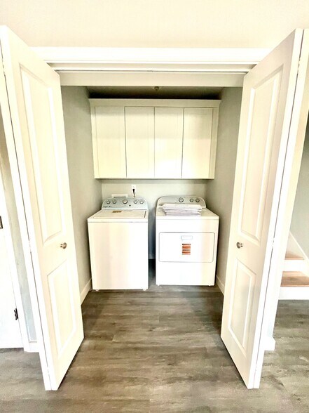 Washer Dryer on both the 1st Floor and second floor - 51 Barcelona Dr