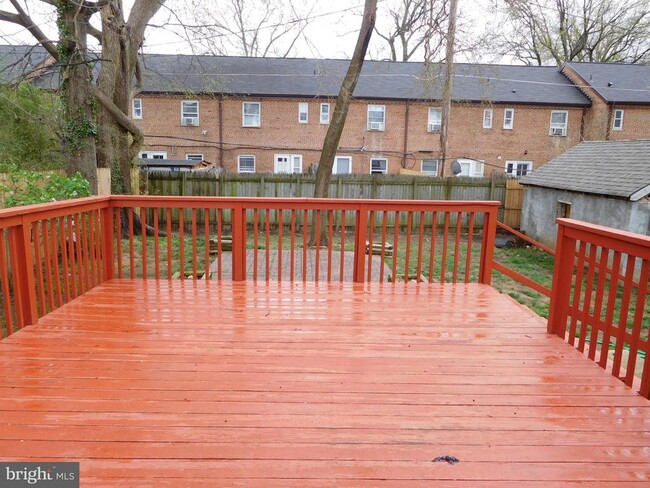 Building Photo - 2910 16th St S