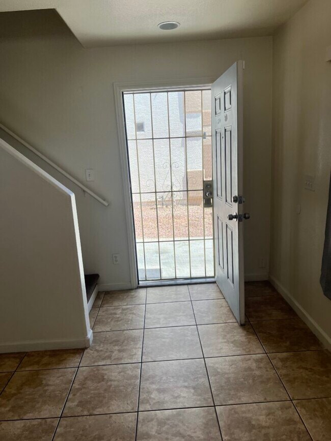 Building Photo - 2275 Windmill Grove Ct