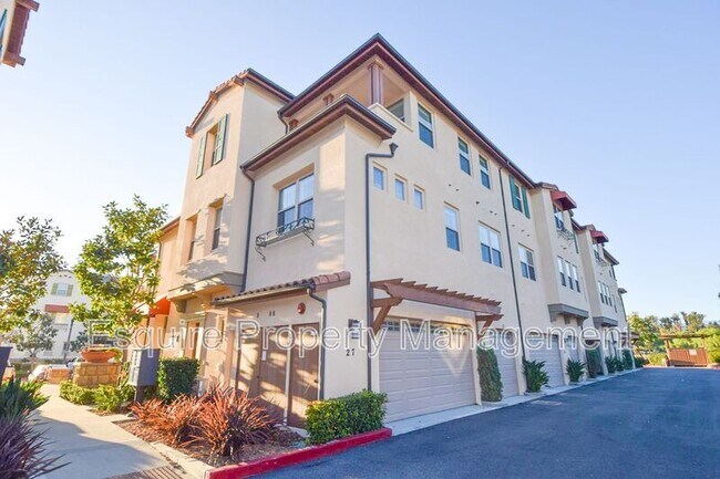 Building Photo - 202 Village Commons Blvd