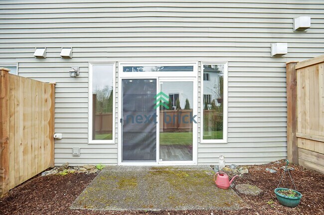 Building Photo - Townhome Available for Rent in Bothell!
