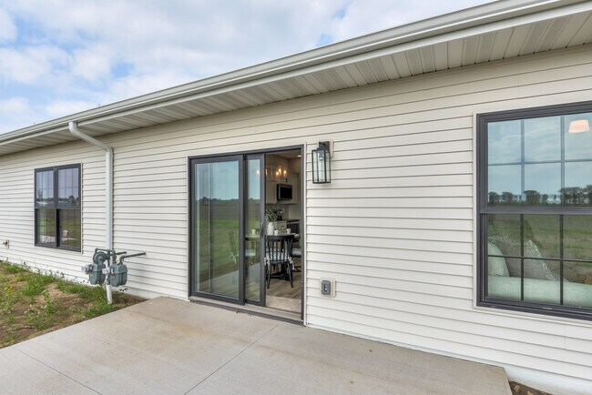 Building Photo - 625 Layne Dr