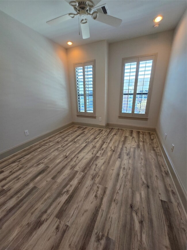 Building Photo - 3302 Audley St