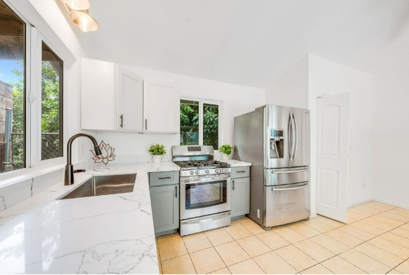 Building Photo - 70 Hui Rd F