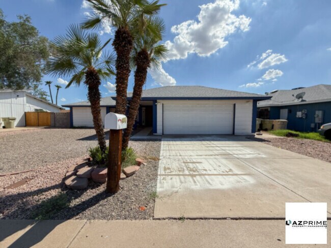 Building Photo - Exceptional 3/2 Glendale Home -  Spacious ...