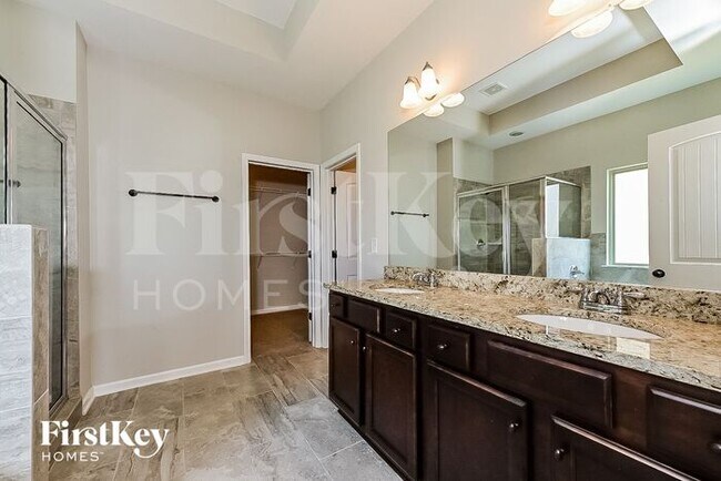 Building Photo - 1614 Stillriver Run Dr