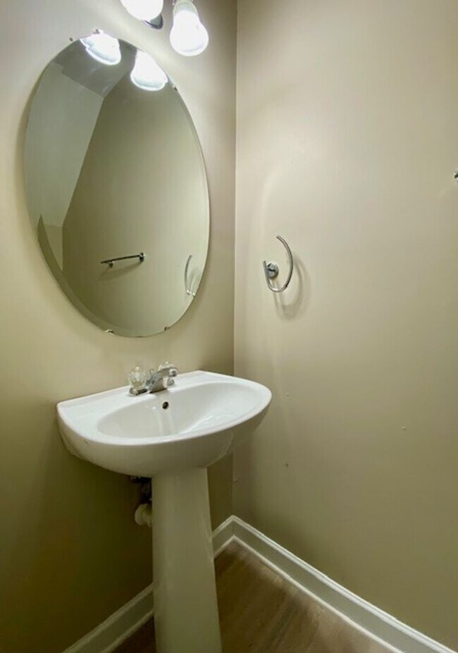 Building Photo - 1/2 MONTH FREE! ?Upgraded 4BR with Brand New Flooring & Private Backyard – Available Feb 15