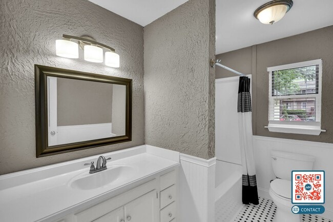 Building Photo - Updated Home in The Gatherings: A Hilton H...