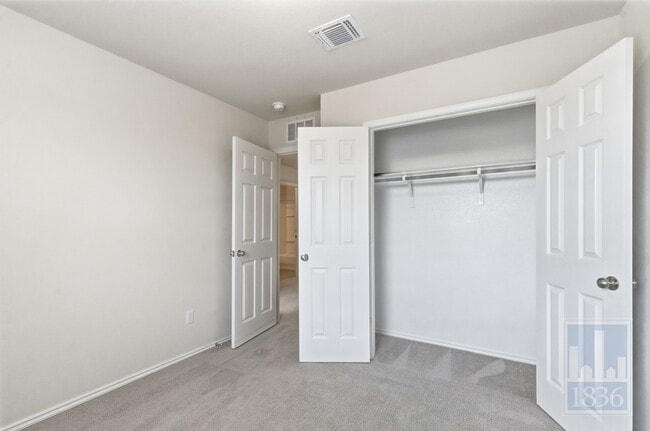 Building Photo - 113 Zuma Dr