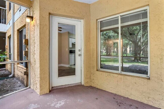 Building Photo - 2350 NW 33rd St