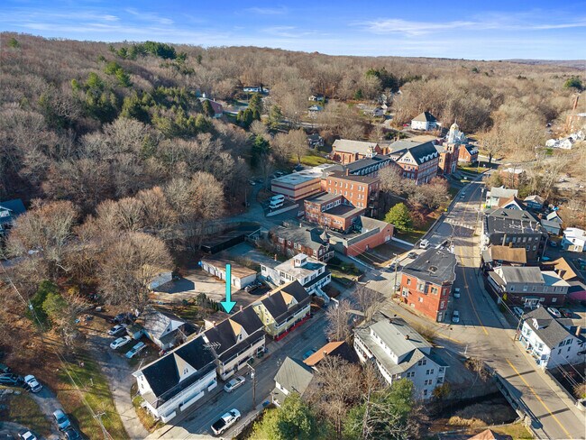 Building Photo - 115 High St