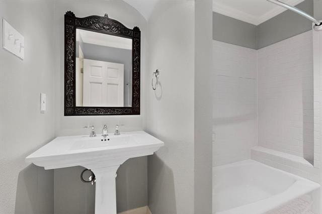 Building Photo - 4810 Stanford Ave