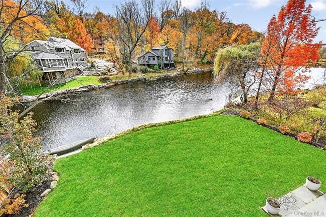 Building Photo - 165 Piermont Ave