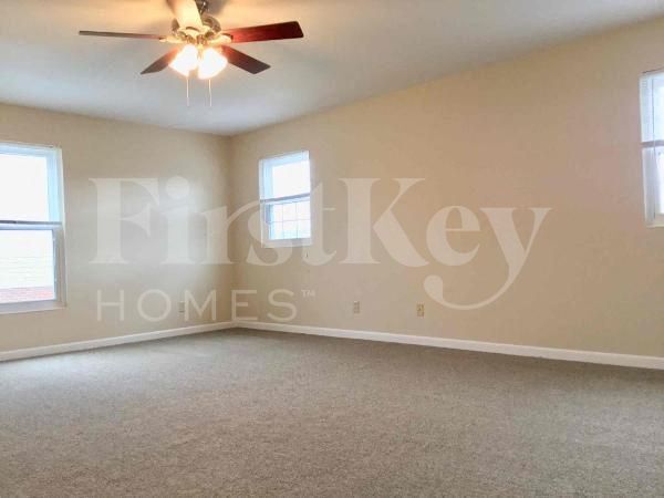 Building Photo - 9742 Coventry Ct