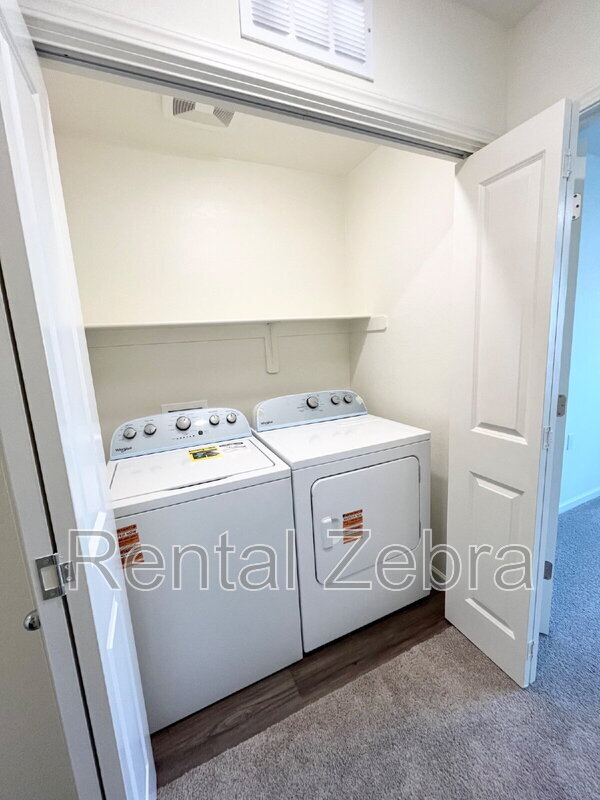 Building Photo - 4064 Cinnabar Ct